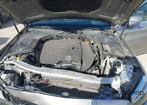 2019 Mercedes-Benz C 300 из США, поврежденный, VIN 55SWF8DB8KU309933